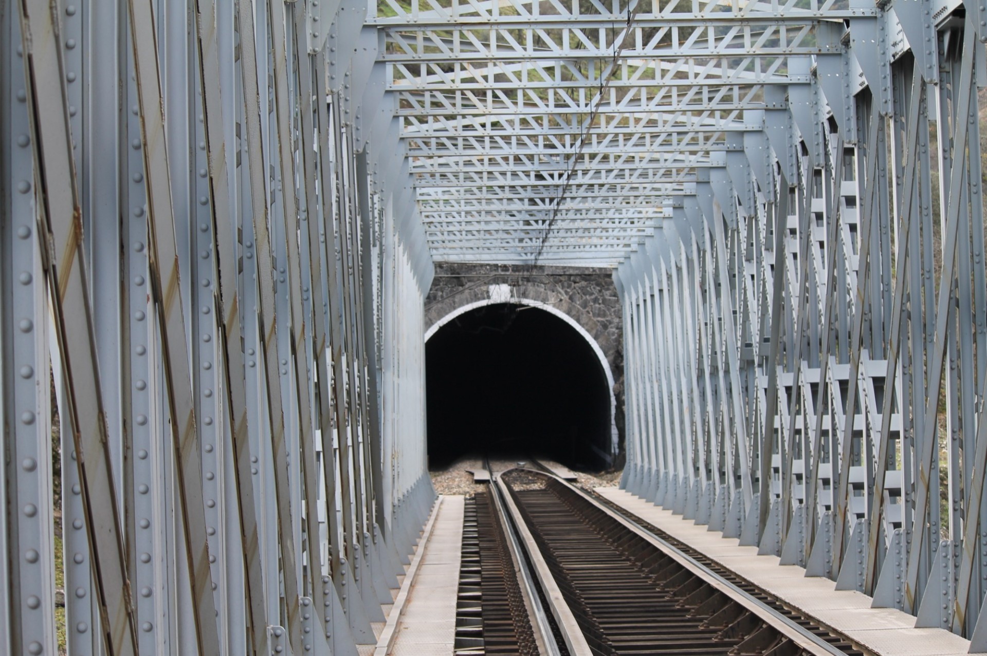 Proyecto de construcción de adecuación de gálibo de las estructuras de la autopista ferroviaria Algeciras-Zaragoza. Tramo: Bobadilla (kilómetro 123,00 Línea 430)-kilómetro 336,363 (Línea 200)