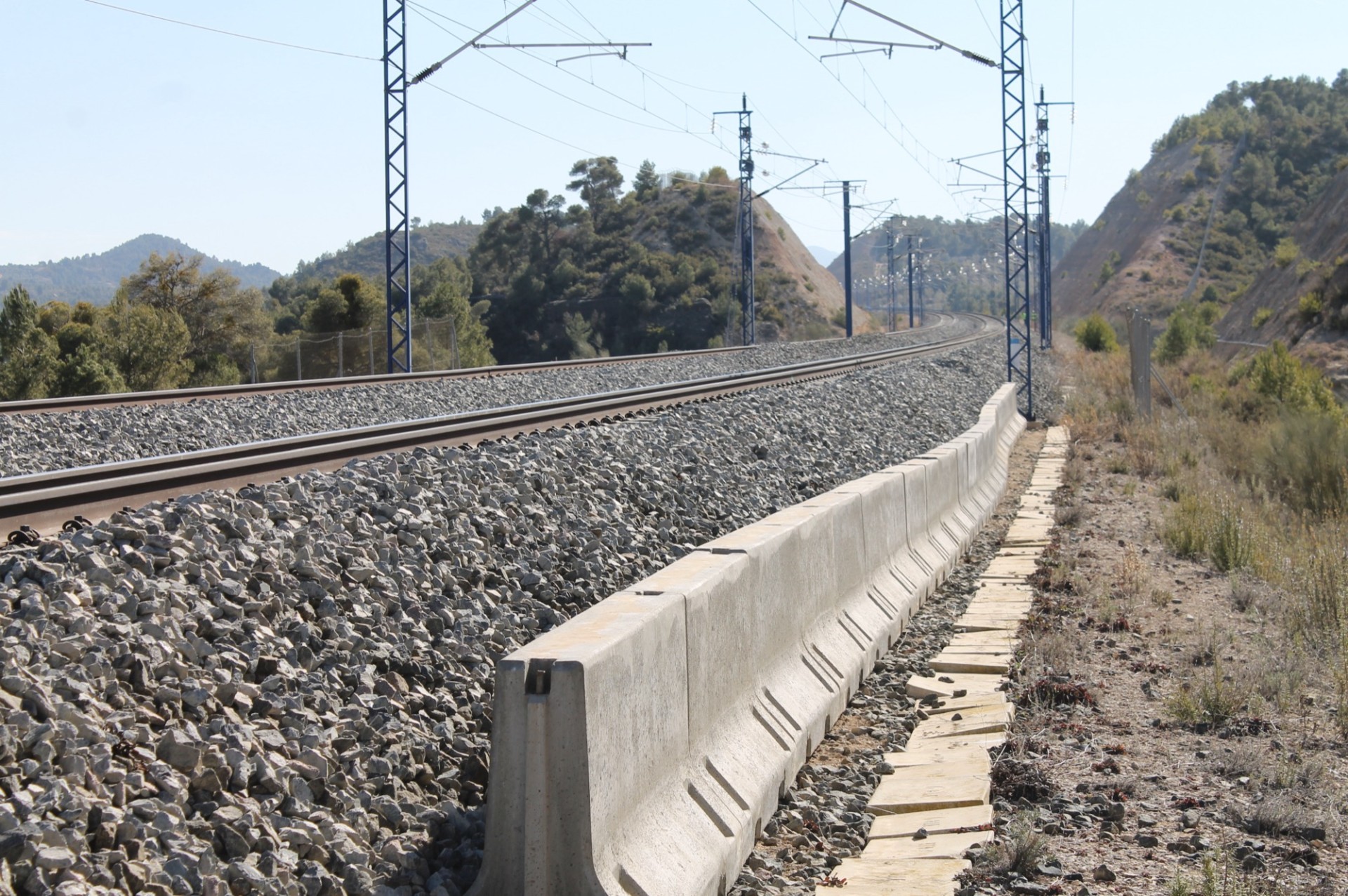 Proyectos de mejora de la infraestructura (puentes, túneles y explanaciones). Lote 5 explanaciones norte